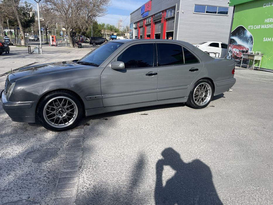 Продается Мерседес w210