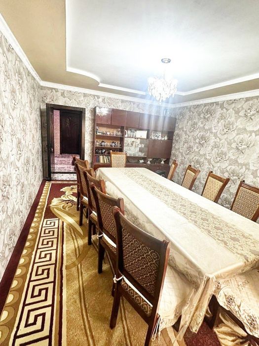 Кукон Шахар  бабушкин худудида уй сотилади