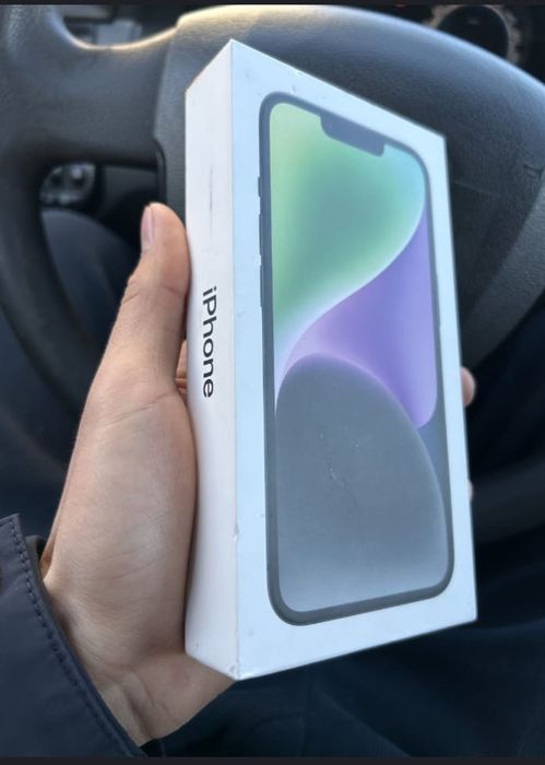 Продам iPhone 14
