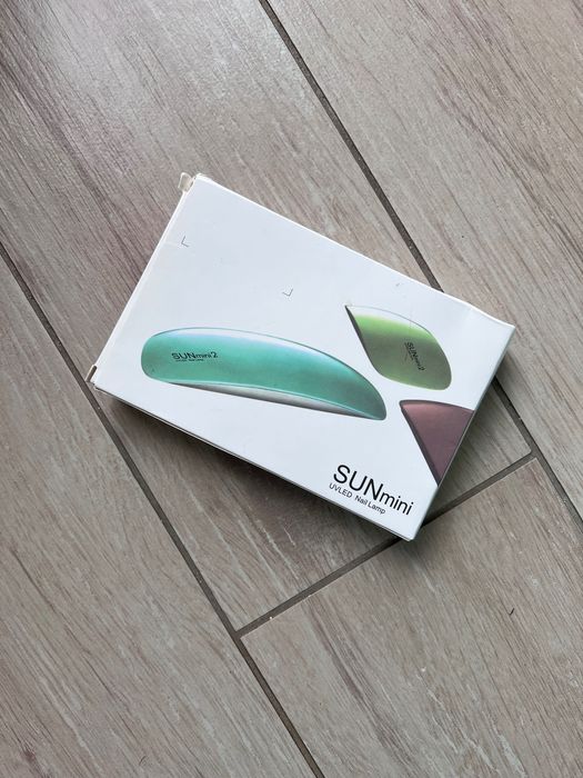 ЧИСТО НОВА UV Мини лампа за сушене на нокти с USB