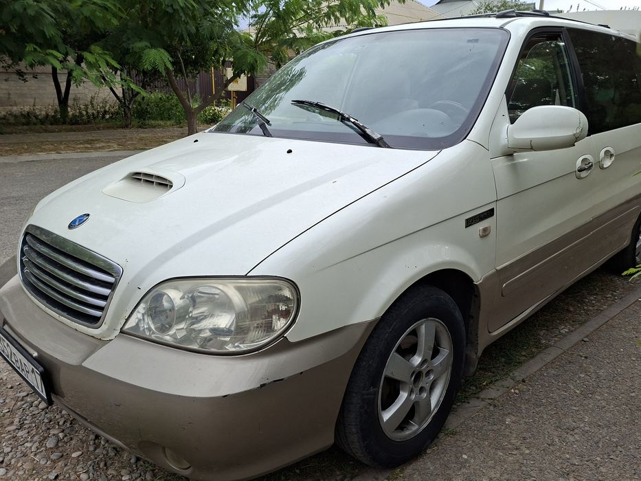 Продам срочно киа карнивал 2003