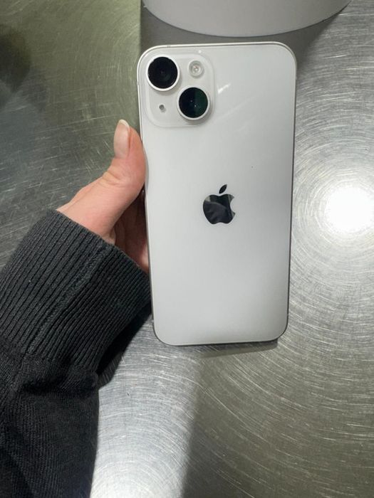 Продам Айфон 14 в отличном состоянии