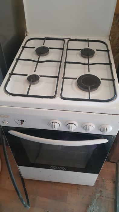 Газовая плита марки AVA