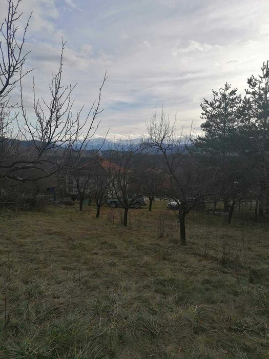 Парцел в регулацията на с.Гумощник