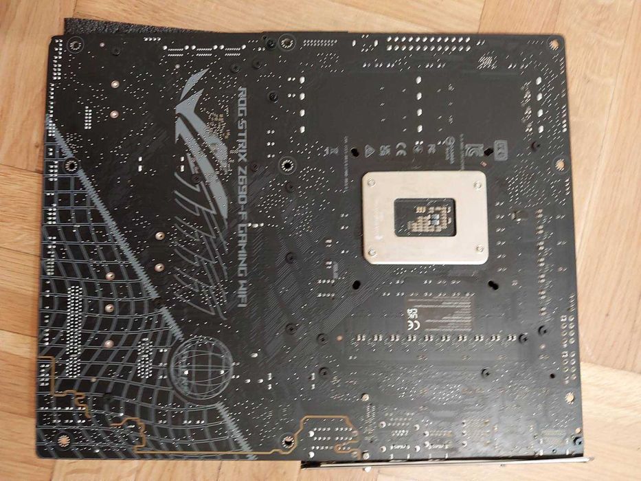 Intel Core 13900KF + Asus ROG StriX Z690-F Gaming Wi-Fi DDR5