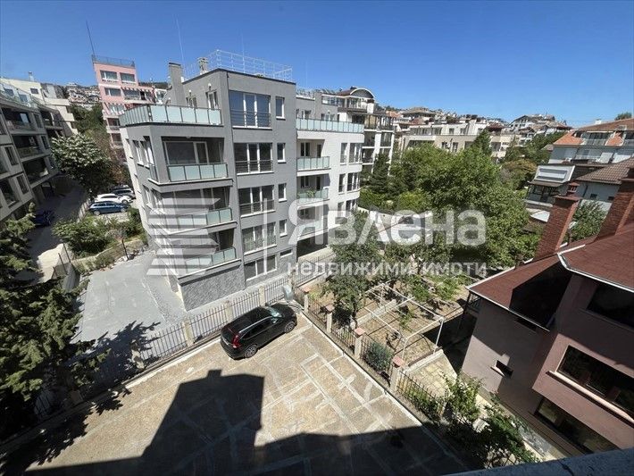 Продава се Многостаен апартамент в Варна, Бриз - 190 кв.м за 2264 €/кв.м - Снимка #5