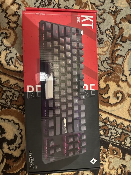 Продаю клавитуру red square keyrox tkl