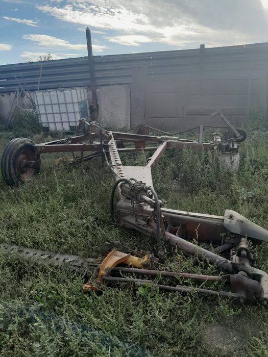 Продам трактора, запчасти