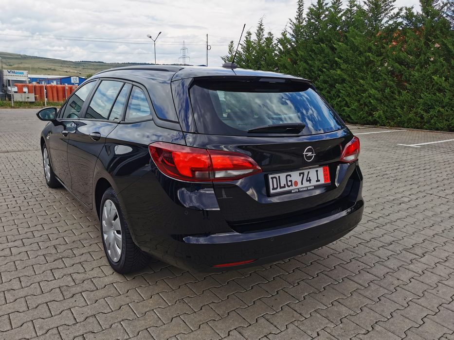 OPEL Astra 2020 — imagine 4