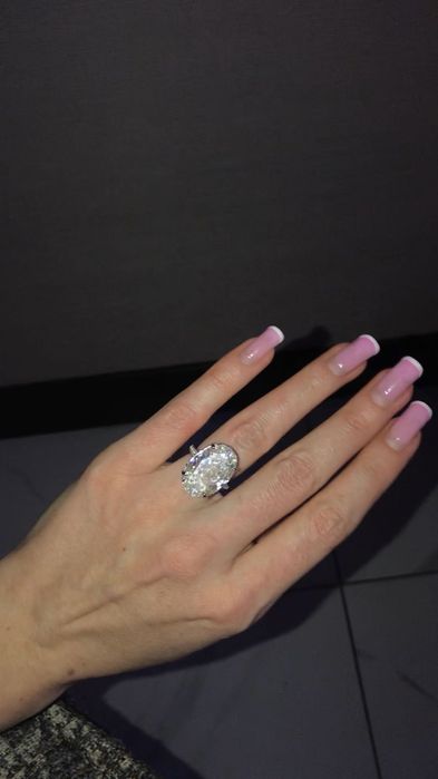 Пръстен с лабораторен диамант 10 карата