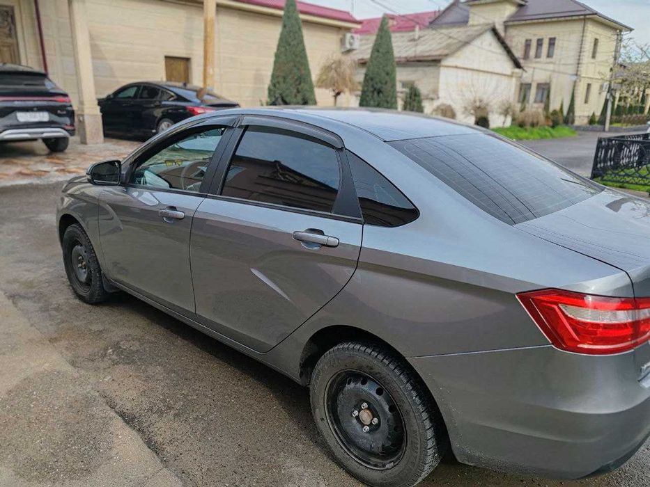 Срочно Продается LADA VESTA