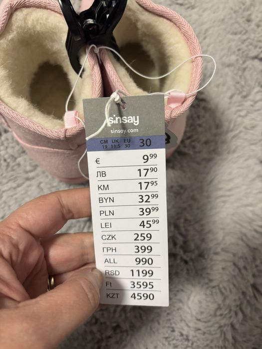 Vand ugg marimea 30 noi