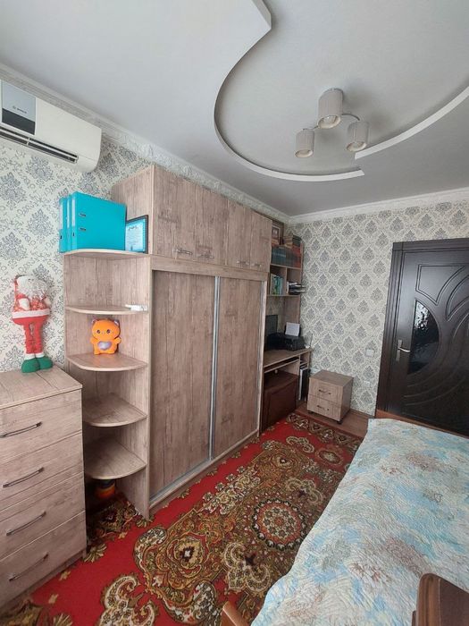 Продаётся 5 комнатная квартира