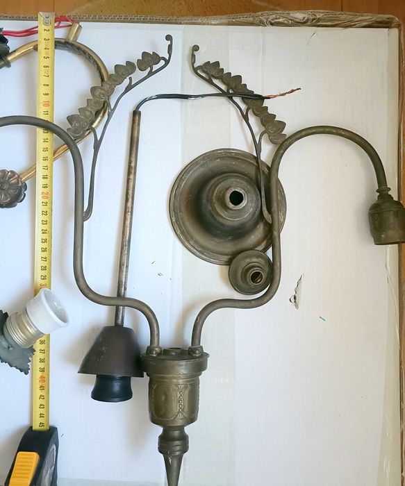 Candelabre vechi bronz si subansamble