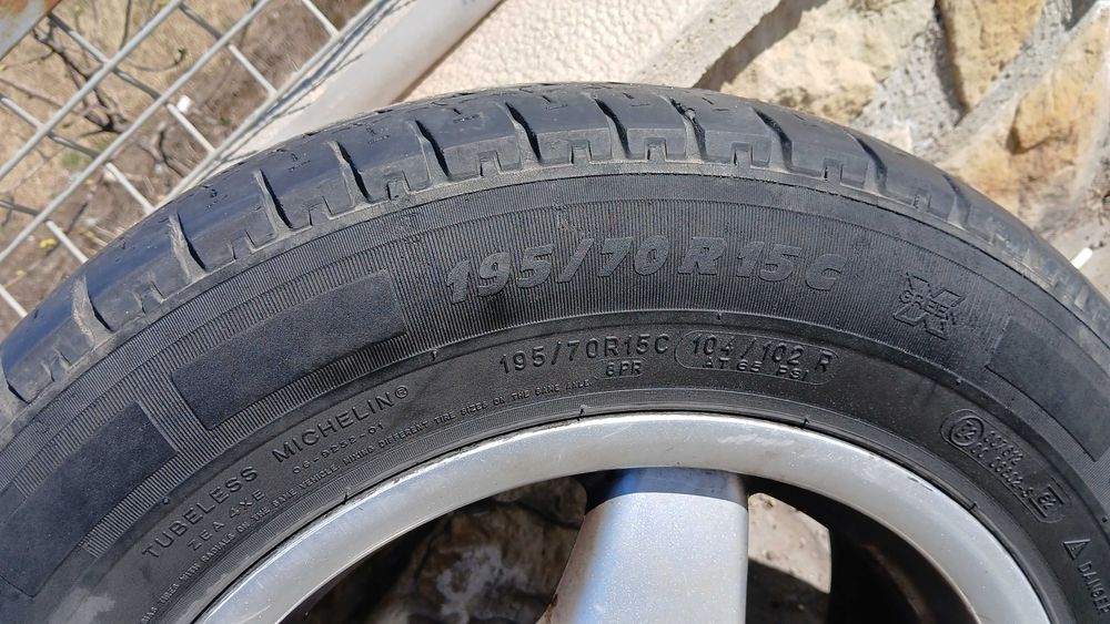 Vand jante  aluminiu R15