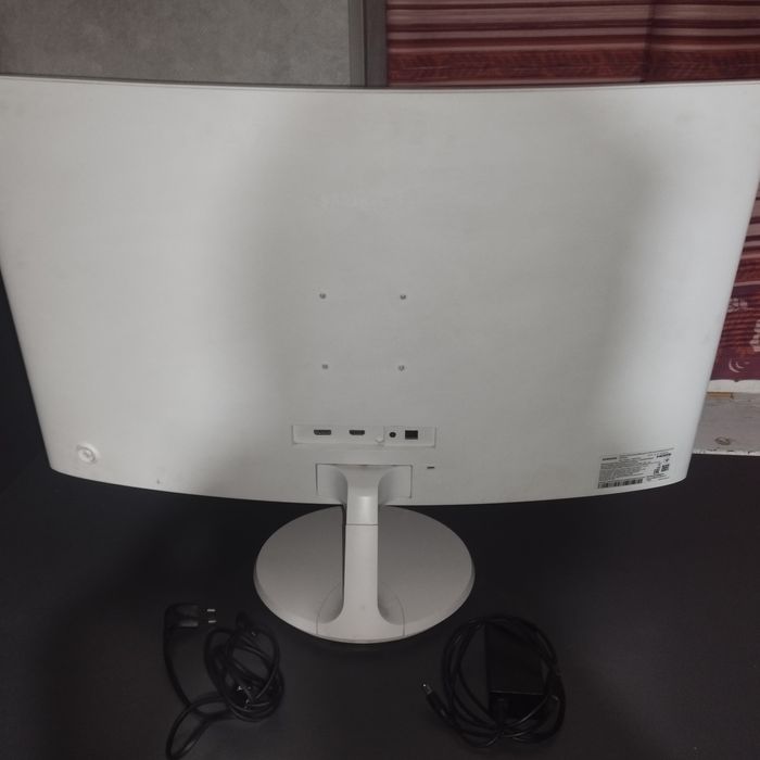 Компьютерный дисплей samsung