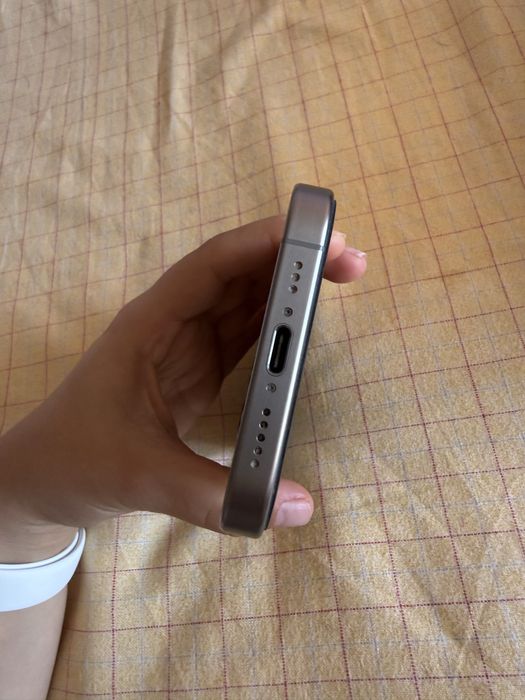 IPhone 15 pro 256GB