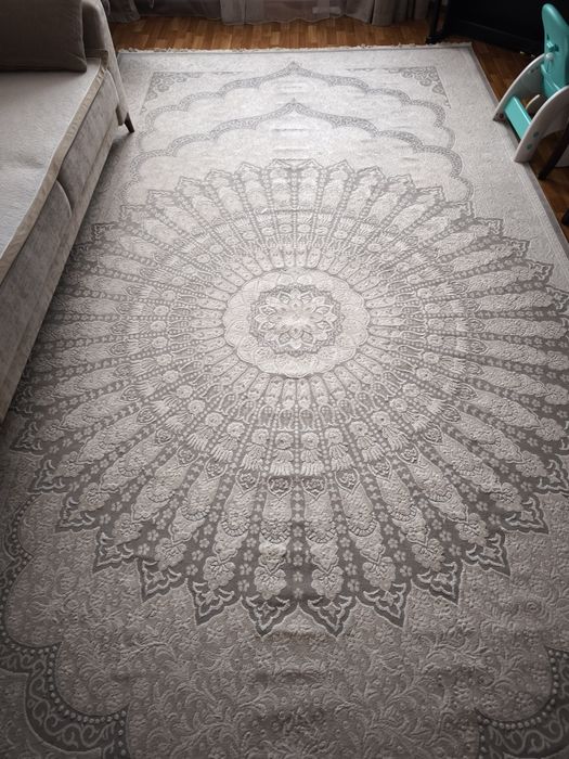 Светлые ковры на пол