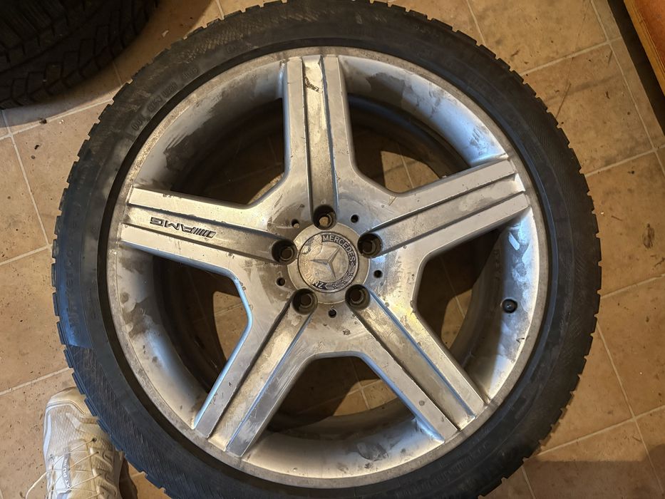Continental winterconatct 850 255/40/19 dot4016
