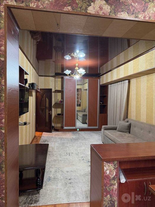 Продаётся квартира рядом Алайского базара