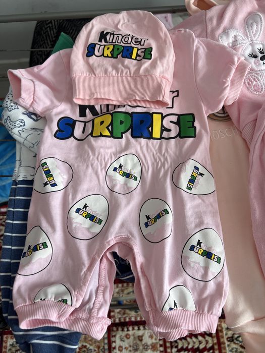 Детская одежда на новорожденного