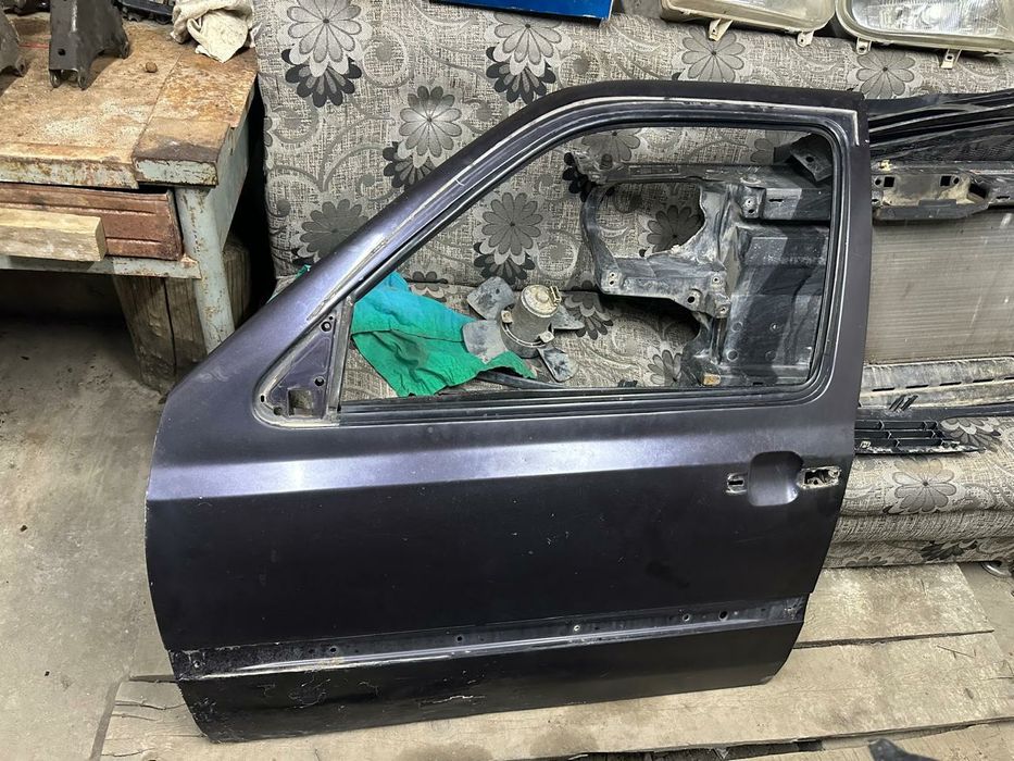 Продам кузовоные части  от гольф 3