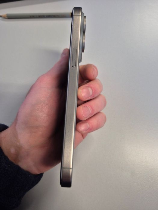 iPhone 15 Pro Max с гаранция