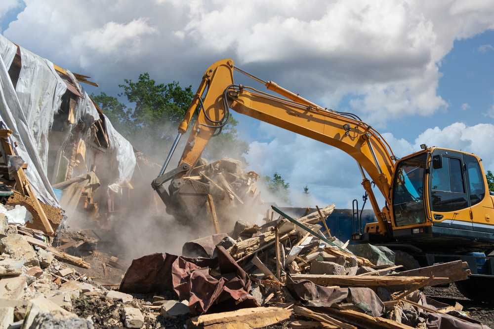 Demolări clădiri – manual & mecanizat