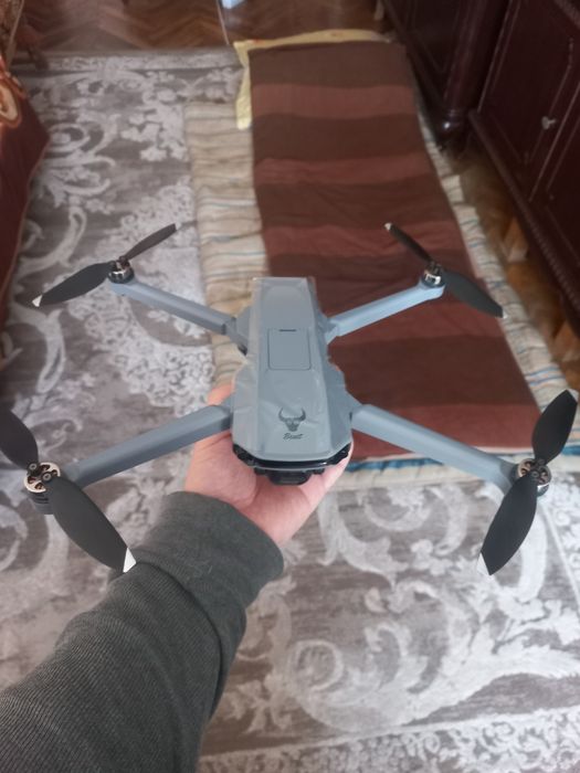 Drona cu touch-screen