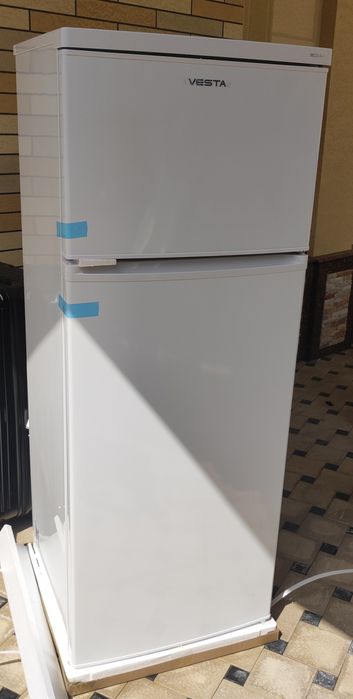 Холодильник Веста. Muzlatgich Artel