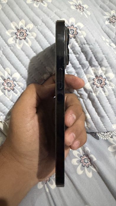 Продам Iphone 14 Pro max 256