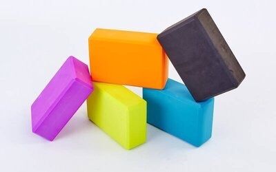 Кирпич для йоги и гимнастика