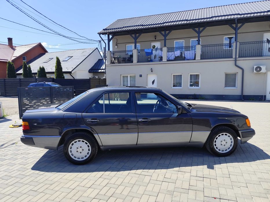 Mercedes-Benz W124 1990 2.5 Diesel,atestat istoric