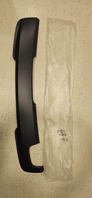 Difuzor BMW seria 5 F10 F11 M-pachet