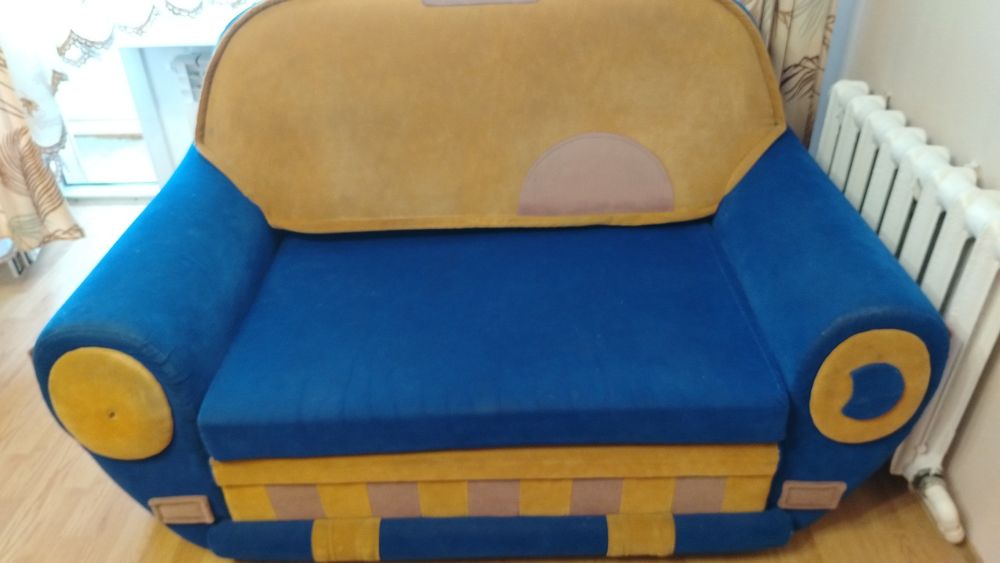Продам диван детский