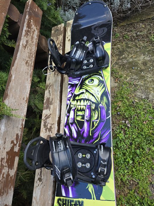 Сноуборд дъска с автомати К2