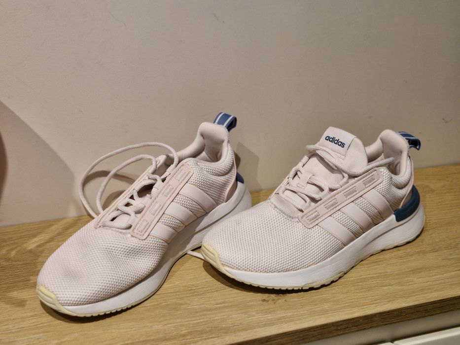 Маратонки Adidas,  38'