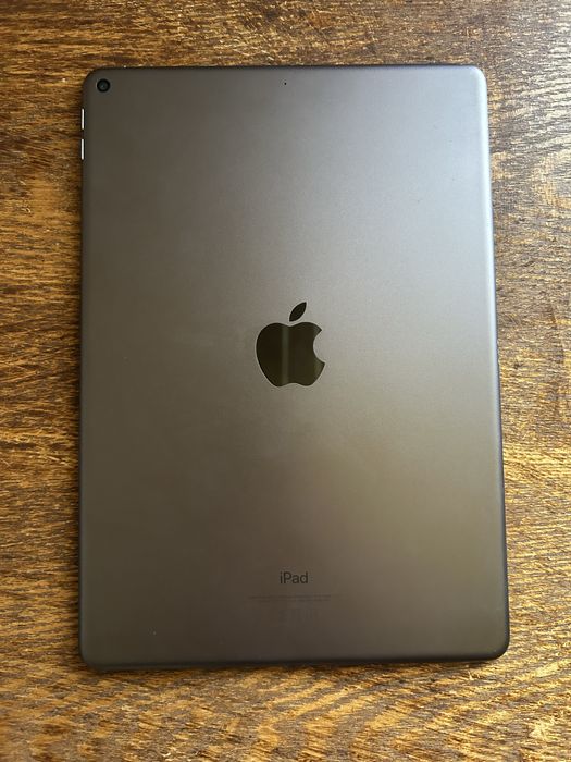 iPad Air 3 în stare foarte bună