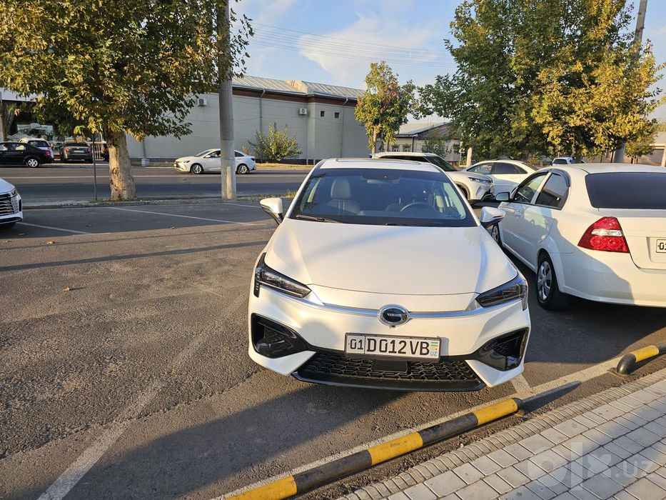 Продаю GAC AION S580