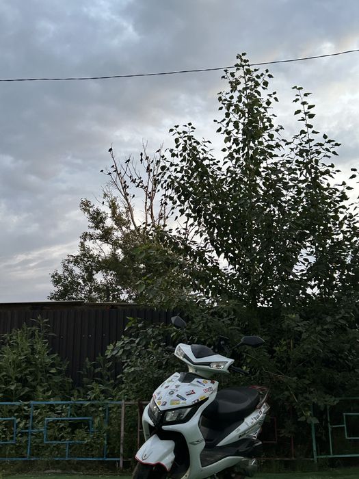 Срочно продаю м8 150 куб