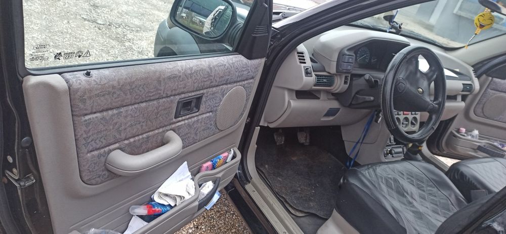 Prodavase land rover