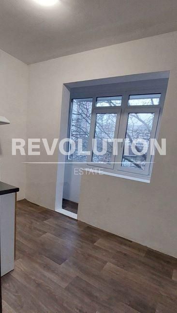 Дава се под наем Тристаен апартамент в Варна, Младост 1 - 60 кв.м за 348.84 € - Снимка #2