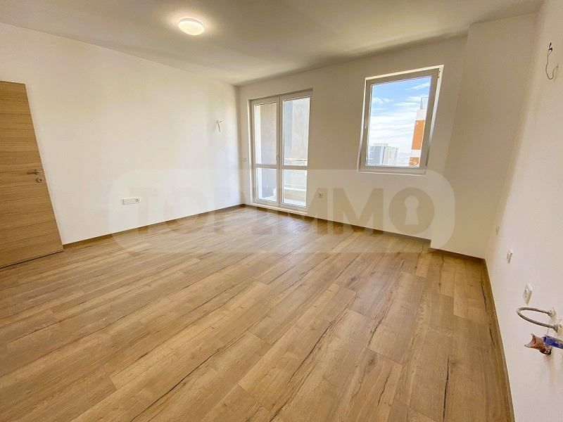 Продава се Двустаен апартамент в Варна, м-т Пчелина - 57 кв.м за 1665 €/кв.м - Снимка #2