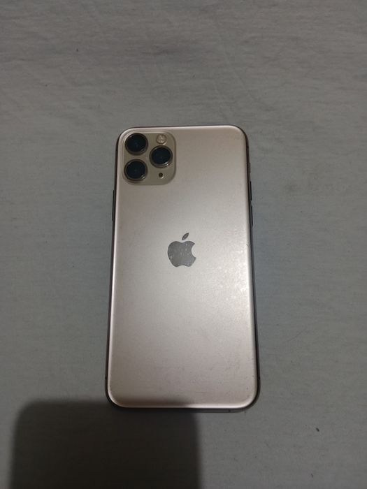Apple 11 про 64 расстояние идеальный коробка документ всё есть