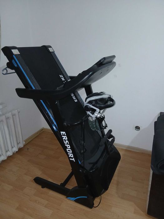 Продам беговую дорожку