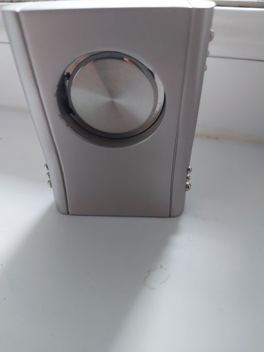 Ceas de mână Motron rezistent la apă și un ceas de birou !
