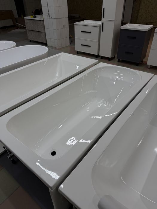 Акриловая ванна 170:70