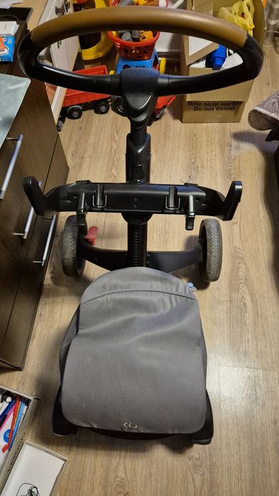 Бебешка количка Stokke Xplory X, сива + бебешки кош