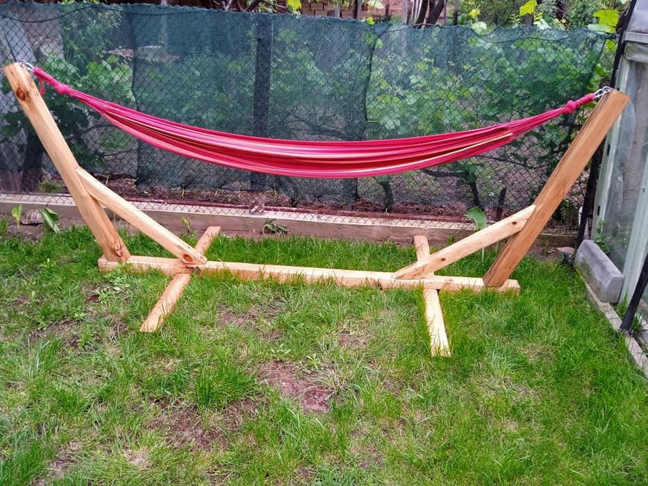 Ръчно изработена стойка за хамак