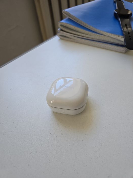 Продам наушники Samsung Buds FE черные